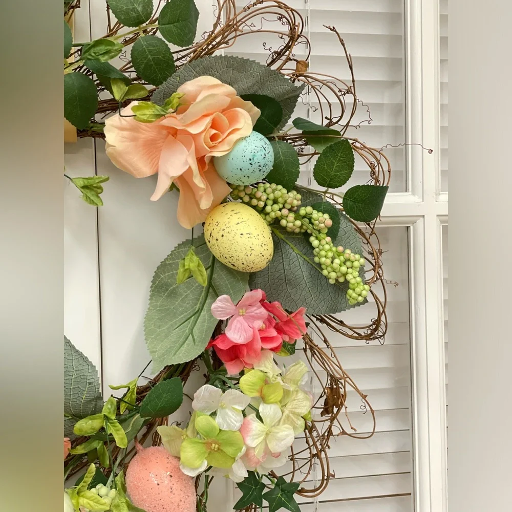 Pier 1 Easter Egg Floral Wreath NWT